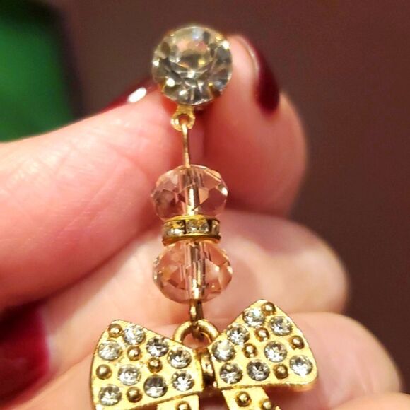 Holiday Bow Rhinestone Earrings! NWOT! - Picture 4 of 5